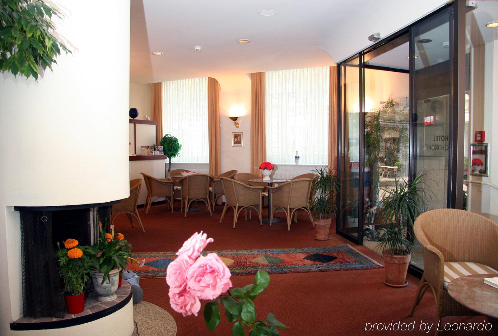 Saint Georges Hotell 2*